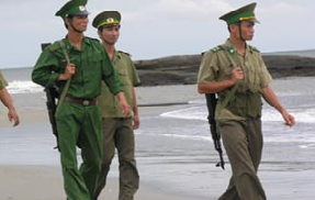 Sau vụ nổ súng: Bắt 21 người Trung Quốc định vượt biên vào Việt Nam