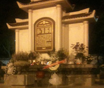 Lễ tưởng niệm 10 cô gái hy sinh tại ngã ba Đồng Lộc