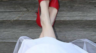 Những mẫu giày cưới mũi nhọn 'sốt sình sịch' hè 2014