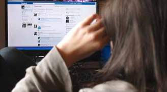Bị mẹ cấm sử dụng Facebook, bé gái 13 tuổi t.ự t.ử