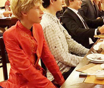 Con trai Bill Gates bất ngờ đến Hà Nội tổ chức sinh nhật