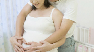 Vợ chủ động “oral sex” cho chồng lúc đang mang bầu