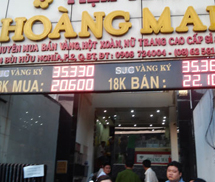 Tiệm vàng Hoàng Mai bị phạt 400 triệu đồng vì đổi... 100 đô
