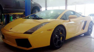 Siêu xe Lamborghini Gallardo đời 2004 bán... 70.000 USD
