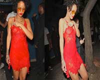 Sốc khi Rihanna mặc phản cảm đi dự tiệc