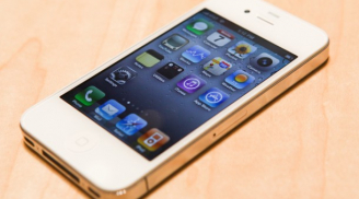 iPhone 4, 4S chính hãng giảm giá mạnh?