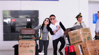 Sao Việt khệ nệ hành lý như đi buôn tại sân bay