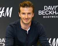 Cận cảnh vẻ đẹp trai, lịch lãm của David Beckham ở Hà Nội