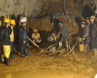 Sập hầm thủy điện: Sức khỏe 12 công nhân đang rất yếu