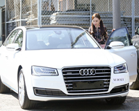 Angela Phương Trinh chịu chơi tậu Audi A8 giá 6 tỷ