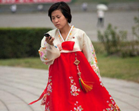 Người dân Triều Tiên 'nghiện' sử dụng điện thoại di động