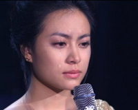 Hoàng Thùy Linh bất ngờ không tham gia The Remix 2015