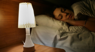 Nguy cơ mắc bệnh ung thư từ thói quen phổ biến khi ngủ