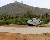 Máy bay quân sự vừa rơi ở đảo Phú Quý, nhiều người bị thương