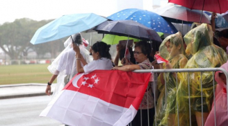 Người dân dầm mưa tiễn đưa cố Thủ tướng Lý Quang Diệu