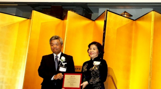 Bà Mai Kiều Liên được nhận giải thưởng Nikkei châu á lần thứ 20