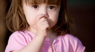 7 mẹo để ngăn chặn thói quen cắn móng tay ở trẻ nhỏ