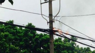 Hà Đông: Dây điện 'bỗng dưng bốc cháy'