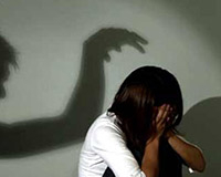 Phẫn nộ: Ở nhà một mình, thiếu nữ bị kẻ lạ mặt hãm hiếp
