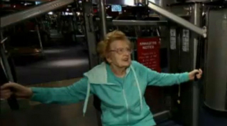92 tuổi, cụ bà giảm 50 cân nhờ mê tập gym