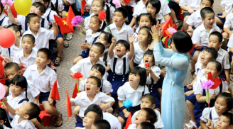 Cả nước rộn ràng niềm vui ngày 'toàn dân đưa trẻ đến trường'