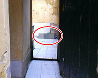 Người đàn ông tử vong bất thường trong nhà vệ sinh cộng ở Hà Nội