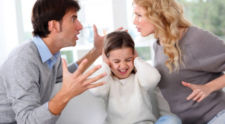 10 thói quen xấu của bố mẹ làm hỏng con