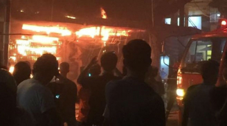 Hà Nội: Cháy lớn tại một cửa hàng bán gấu bông trên phố Hàng Mã