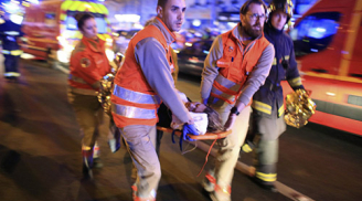 Khủng bố ở Pháp: Paris tang thương, thế giới chấn động