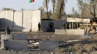 ​Thảm sát tại sân bay Afghanistan, ít nhất 70 người thương vong