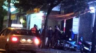 Nghi án đấu súng trong đêm giữa 2 nhóm thanh niên ở Hà Nội