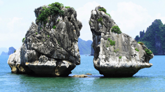 7 hòn đảo “mọc” giữa vịnh Hạ Long thu hút du khách