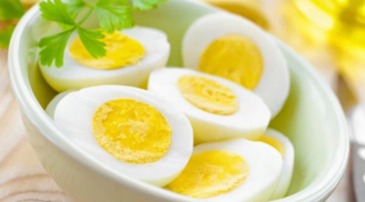 Những điều tuyệt đối cấm kỵ khi ăn trứng gà