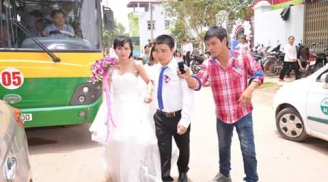 Xôn xao màn rước dâu bằng xe buýt cực độc ở Vĩnh Phúc