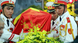 Nghẹn ngào lễ tiễn đưa Phi đội trưởng CASA 212 ở Sài Gòn