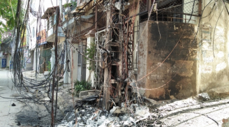 Toàn cảnh vụ cháy cột điện ở Hà Nội khiến người dân hốt hoảng