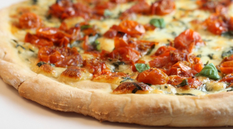 Cách làm pizza Margherita đơn giản tại nhà cho dịp cuối tuần
