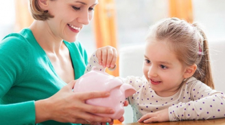 5 bài học về tiền bạc cha mẹ cần dạy ngay cho trẻ
