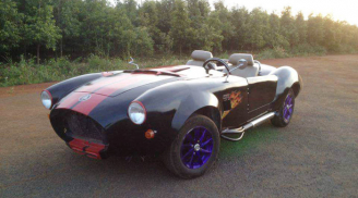 Chàng trai chế 'siêu xe Shelby Cobra' khiến dân mạng phấn khích