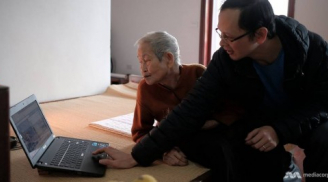 Báo quốc tế viết về cụ bà Việt Nam 97 tuổi 'bậc thầy internet'