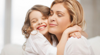 Nguyên tắc nuôi dạy con gái dành cho mẹ