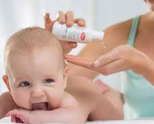 Hướng dẫn chăm sóc da cho trẻ sơ sinh luôn mềm mại