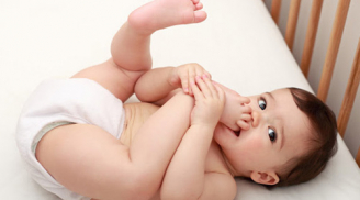 Hướng dẫn chăm sóc vùng kín cho trẻ sơ sinh không bị hăm đỏ