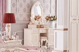 Mẫu bàn phấn trang điểm đẹp dành cho phái nữ