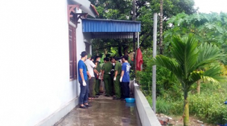 Bật khóc trước hoàn cảnh đớn đau của gia đình trong vụ thảm án ở Quảng Ninh
