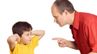Sai lầm cha mẹ tự hại con mình từ cách dạy ngay lúc nhỏ