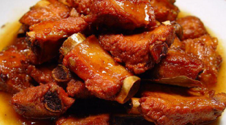 Cách làm món sườn rim mặn ngọt khiến ai cũng mê