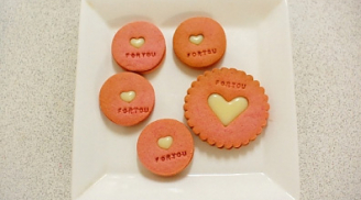 Cách làm bánh tình yêu tặng nàng 20/10