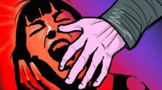 Kinh hoàng: Đang ngủ với chồng, bị 4 người gọi cửa cưỡng hiếp