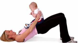 Khi đang trong thời kỳ cho con bú, mẹ có nên tập thể dục